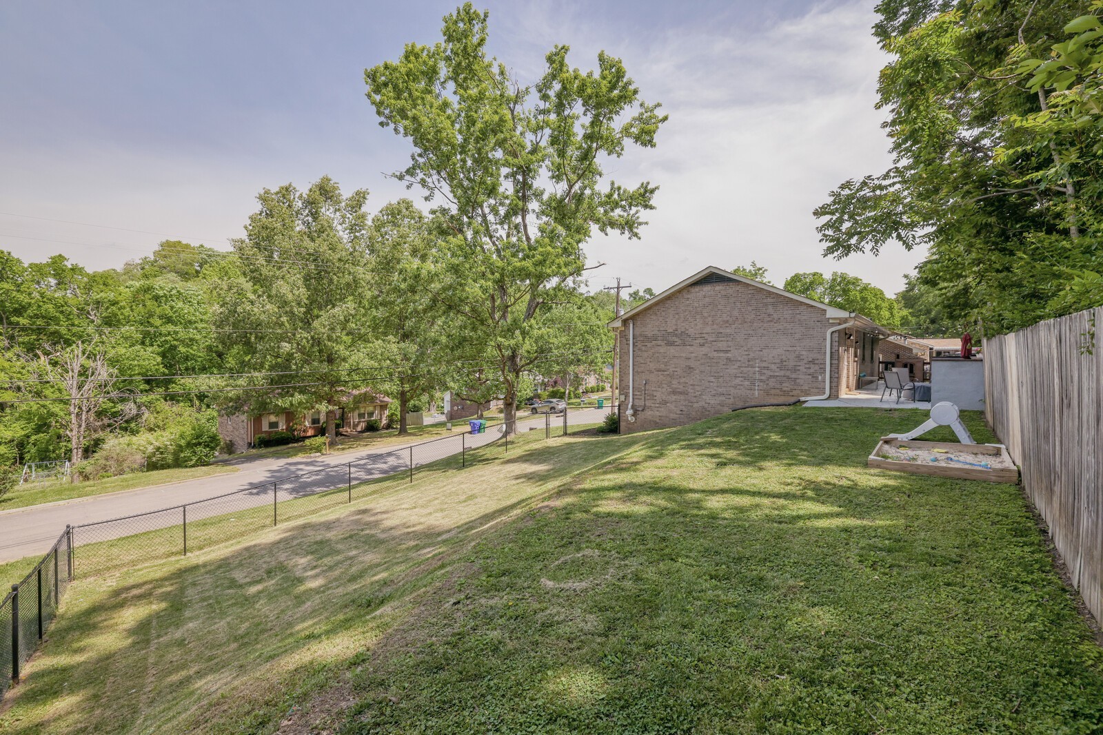 525 Holt Valley Rd