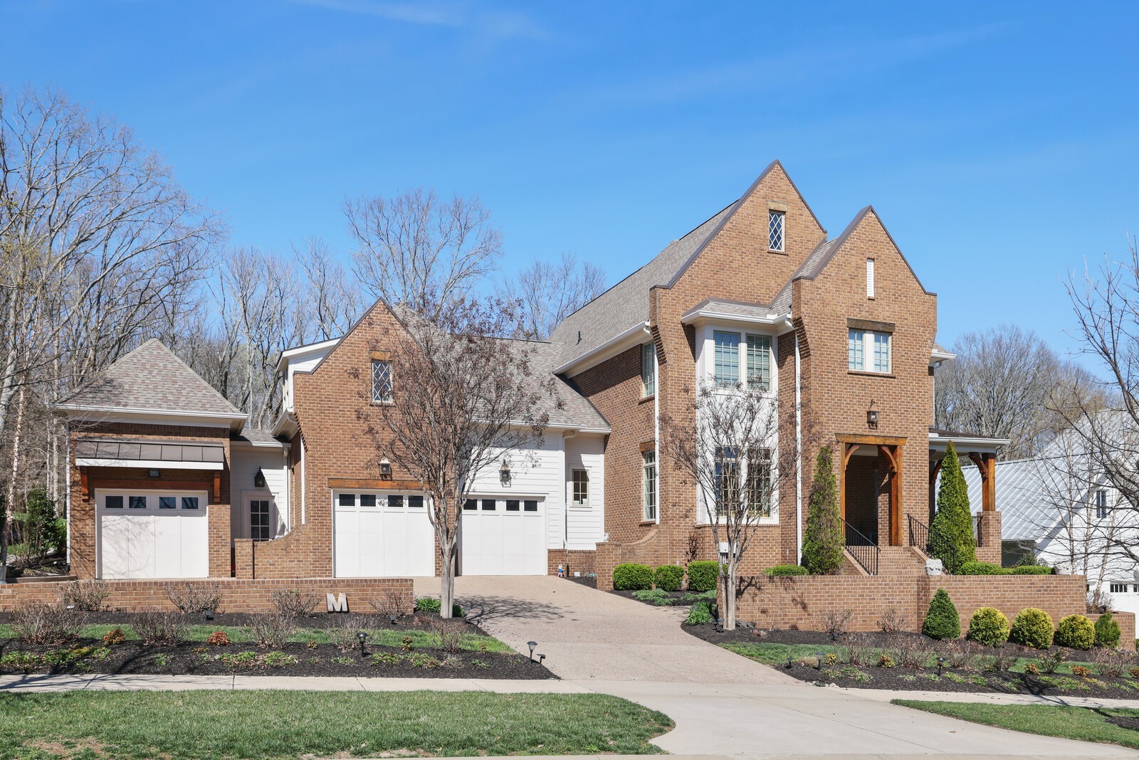 8642 Belladonna Dr
