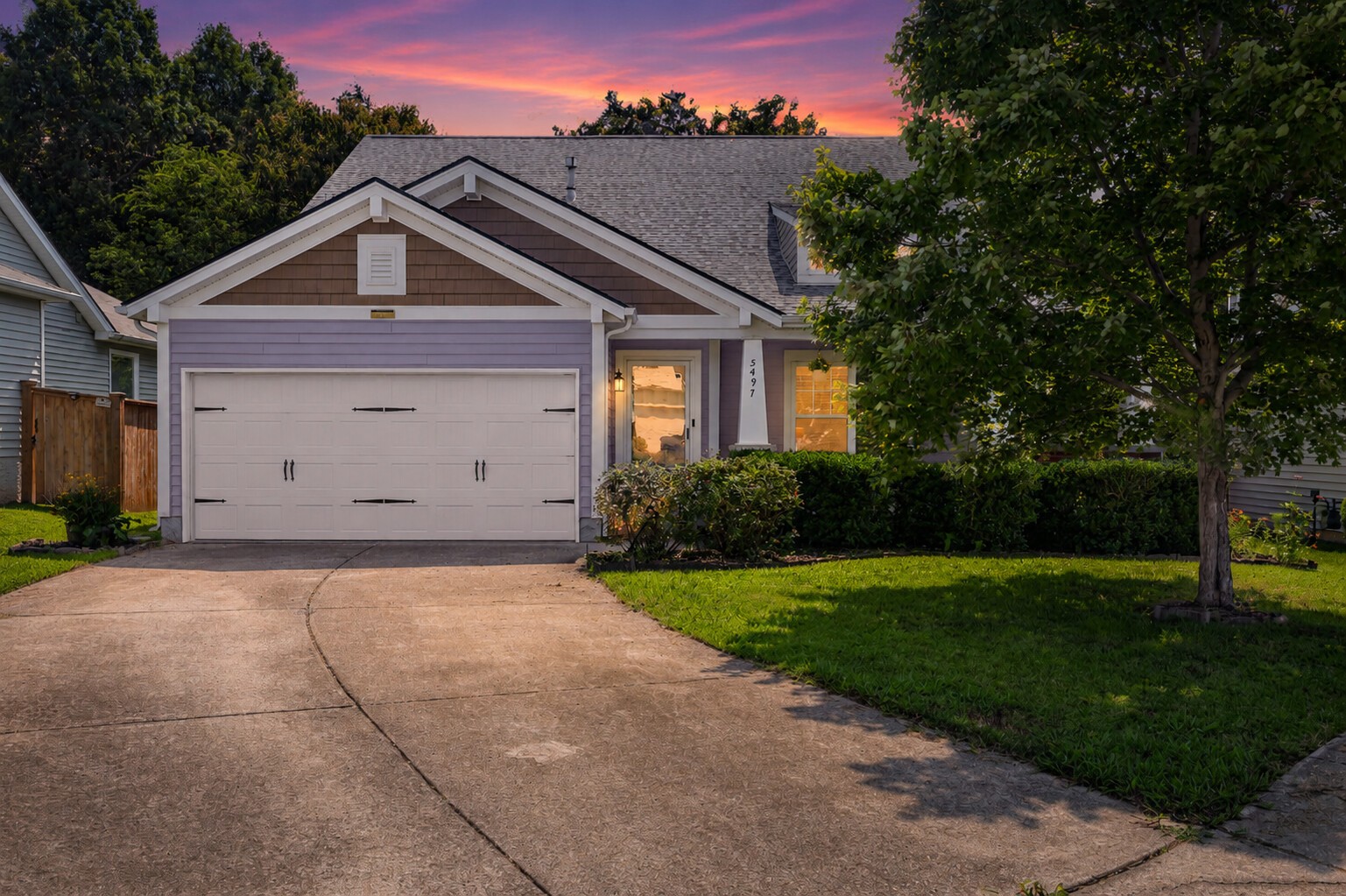 5497 Escalade Dr