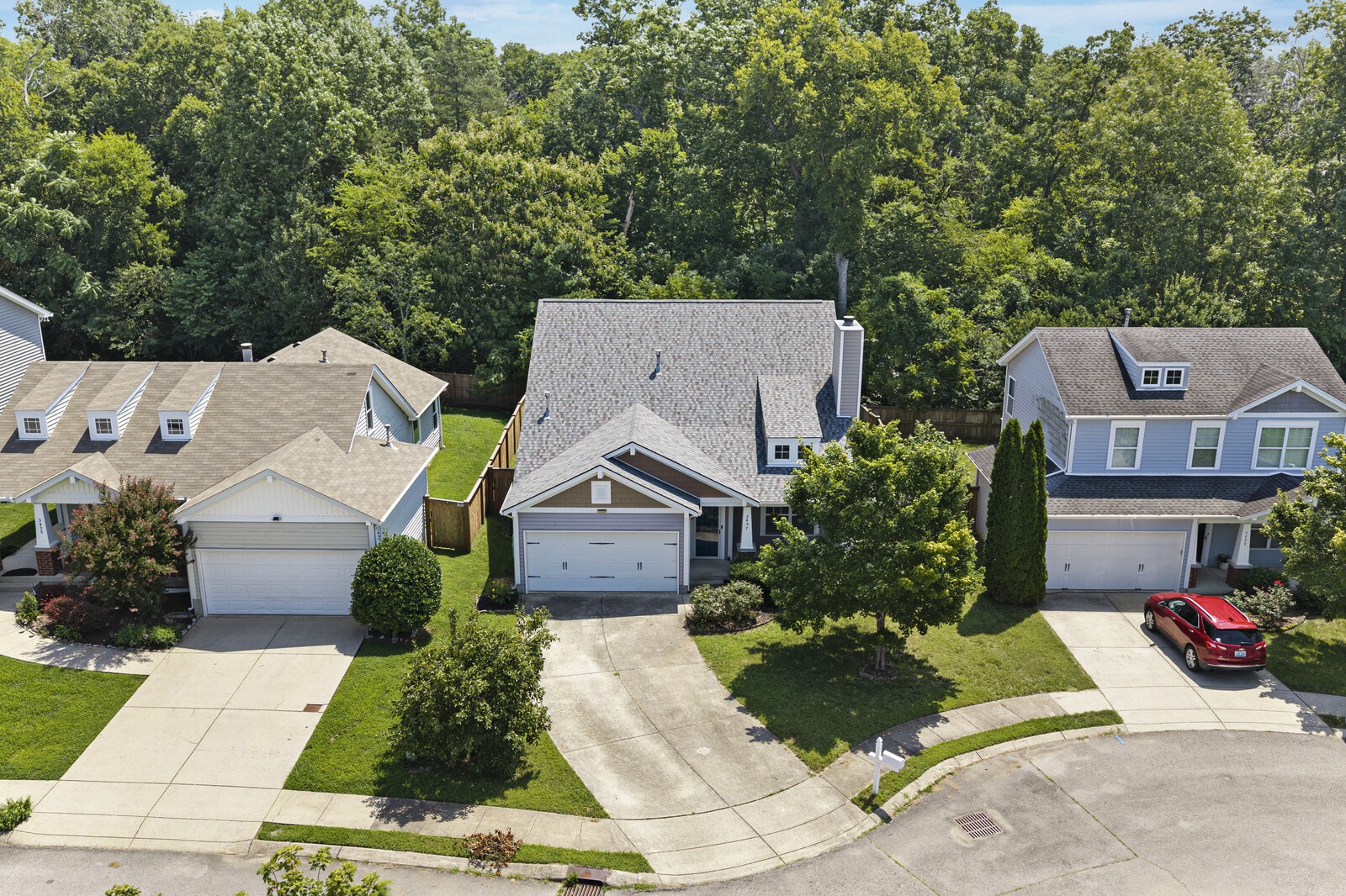 5497 Escalade Dr