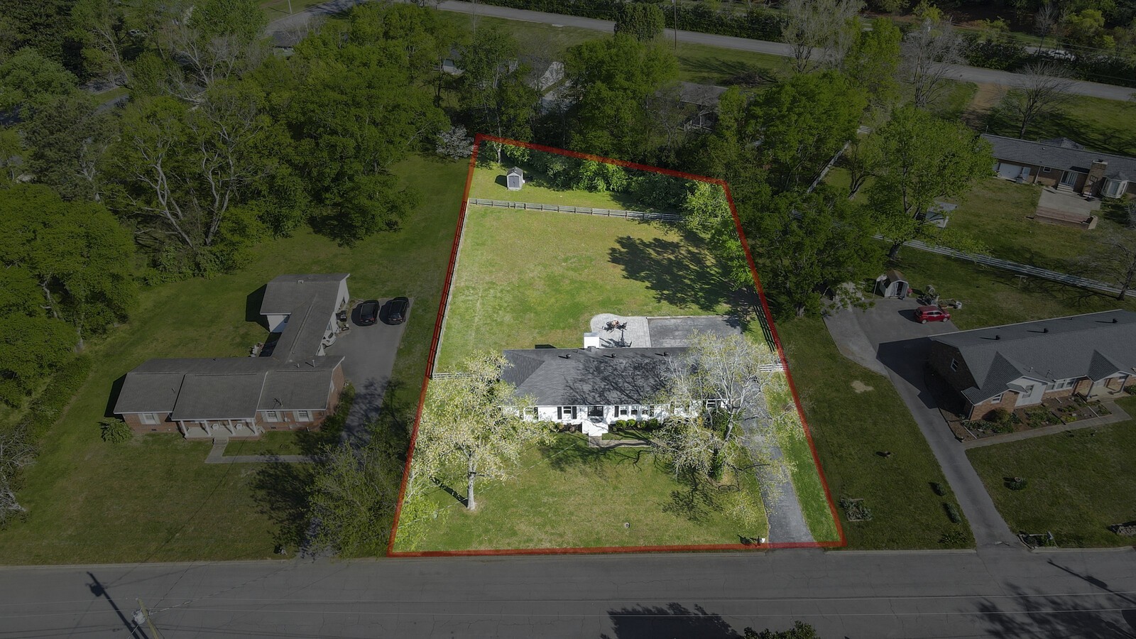 1136 Howell Dr