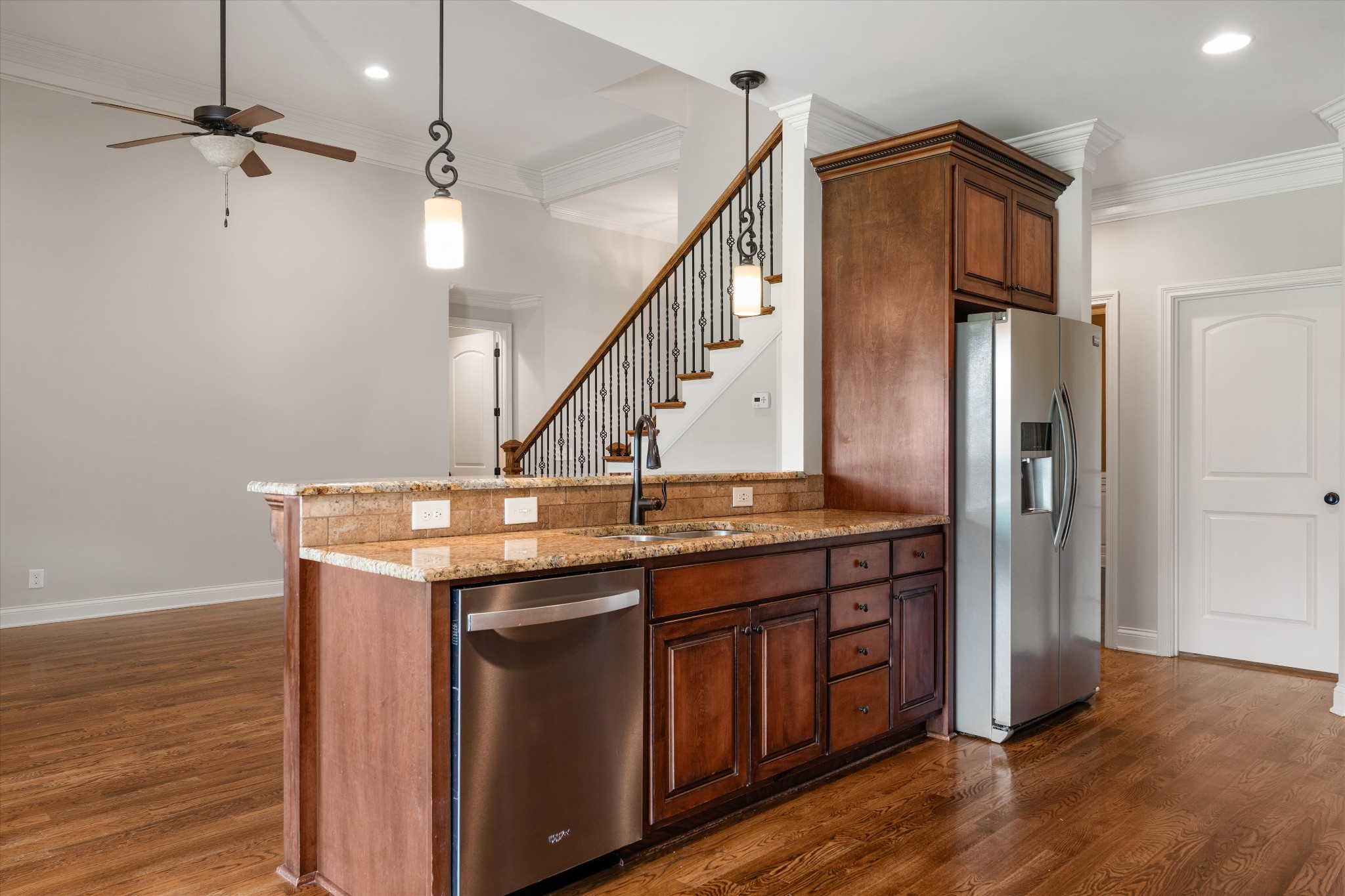 3134 Hidden Creek Dr