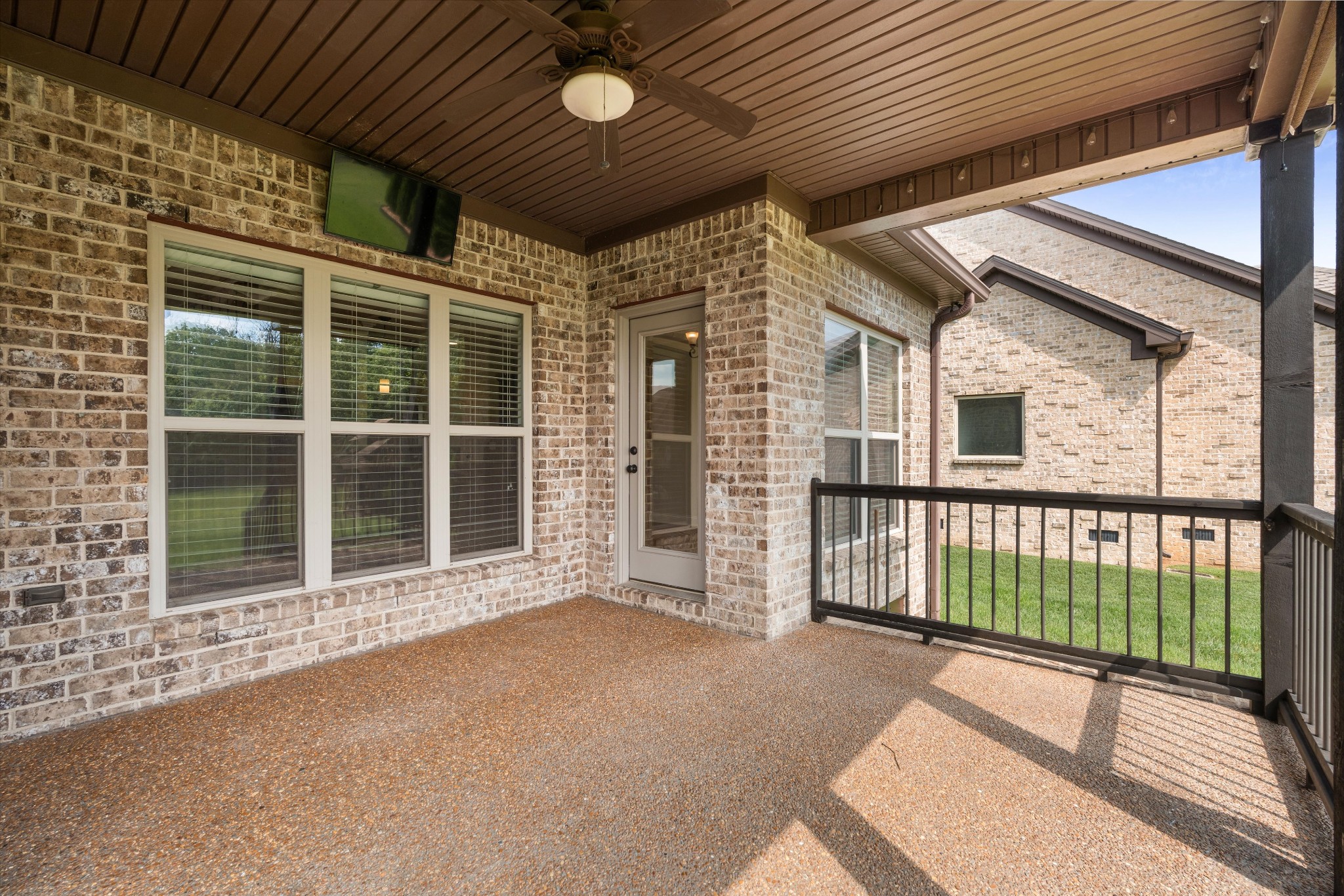 3134 Hidden Creek Dr