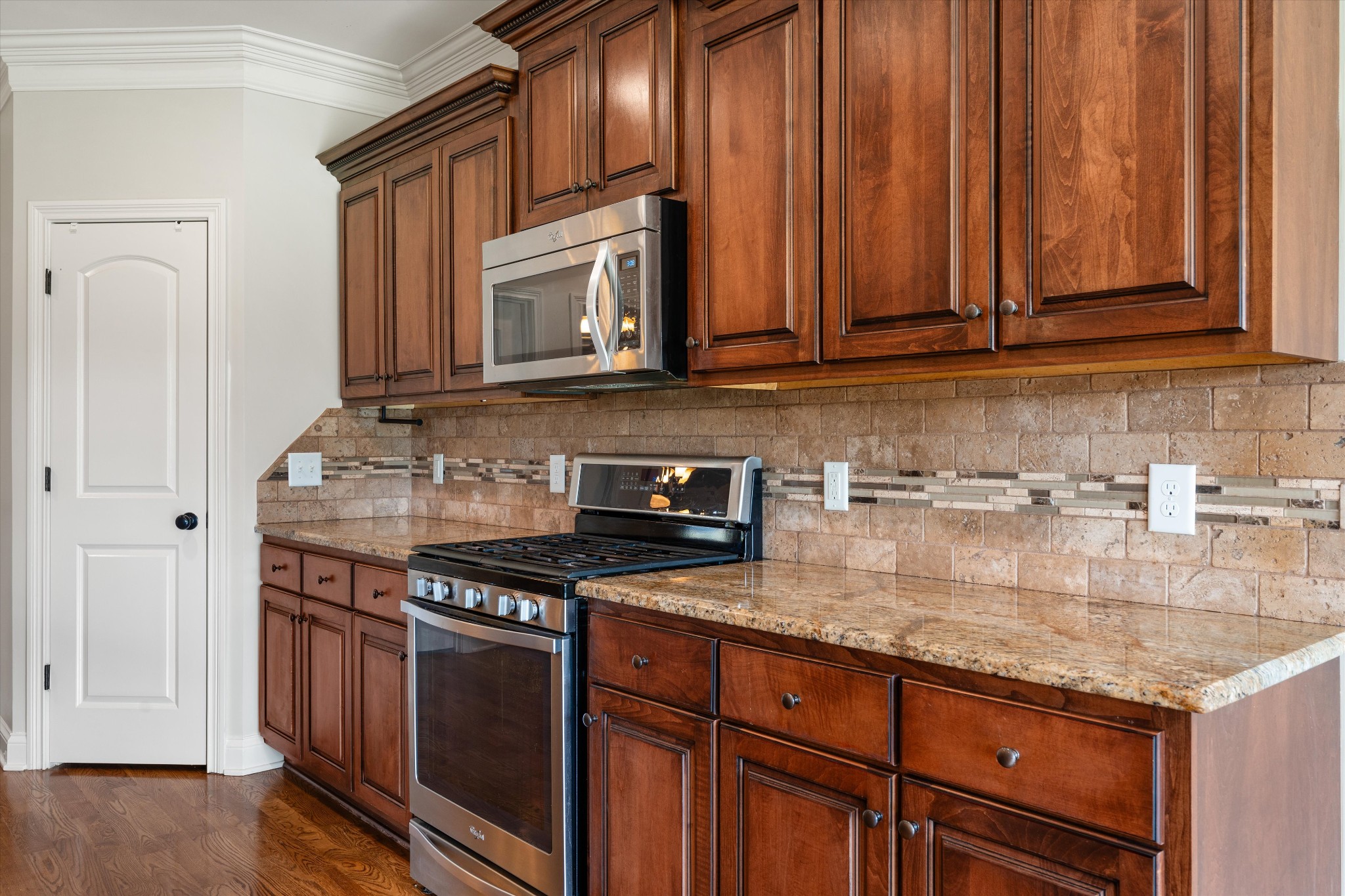 3134 Hidden Creek Dr