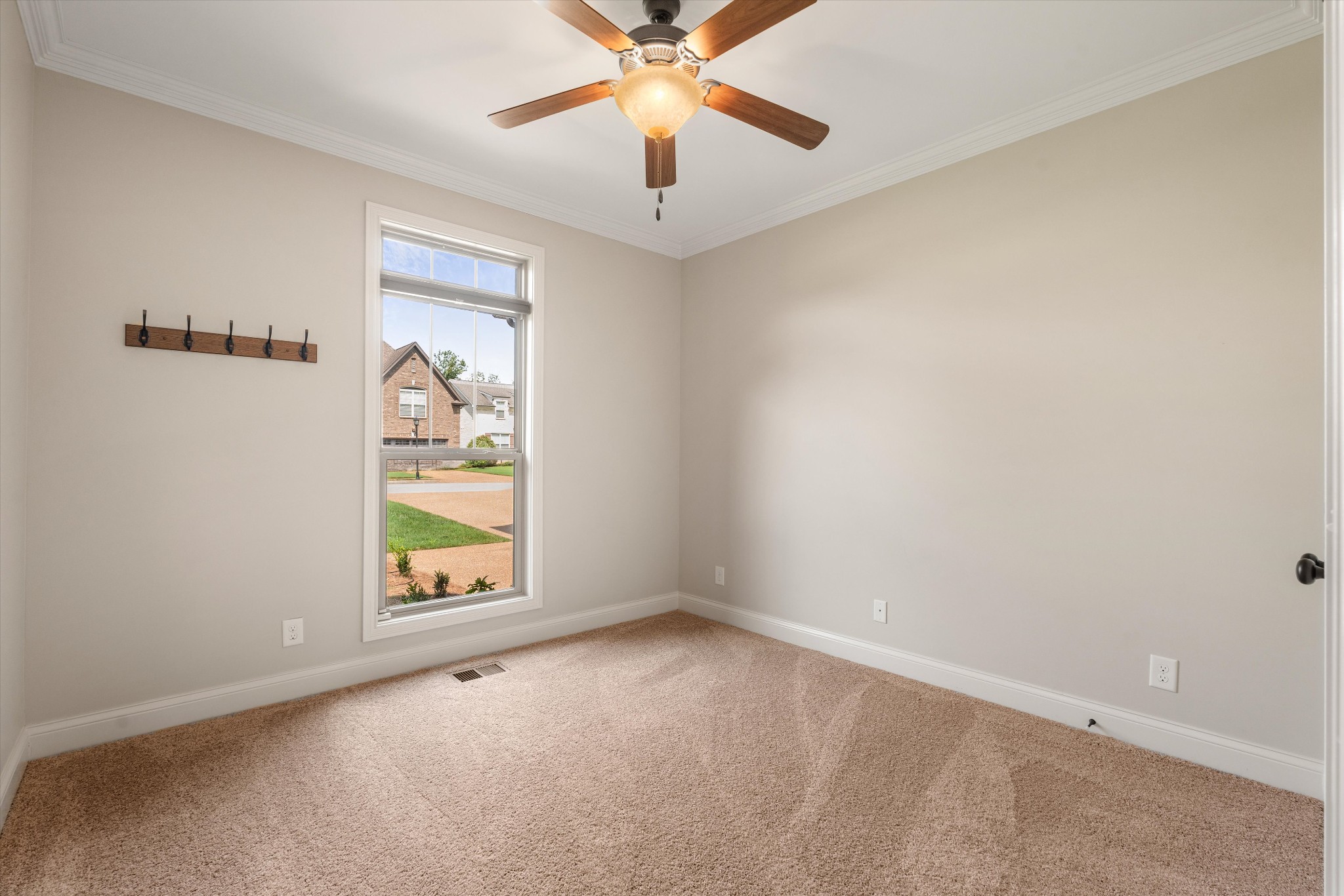 3134 Hidden Creek Dr
