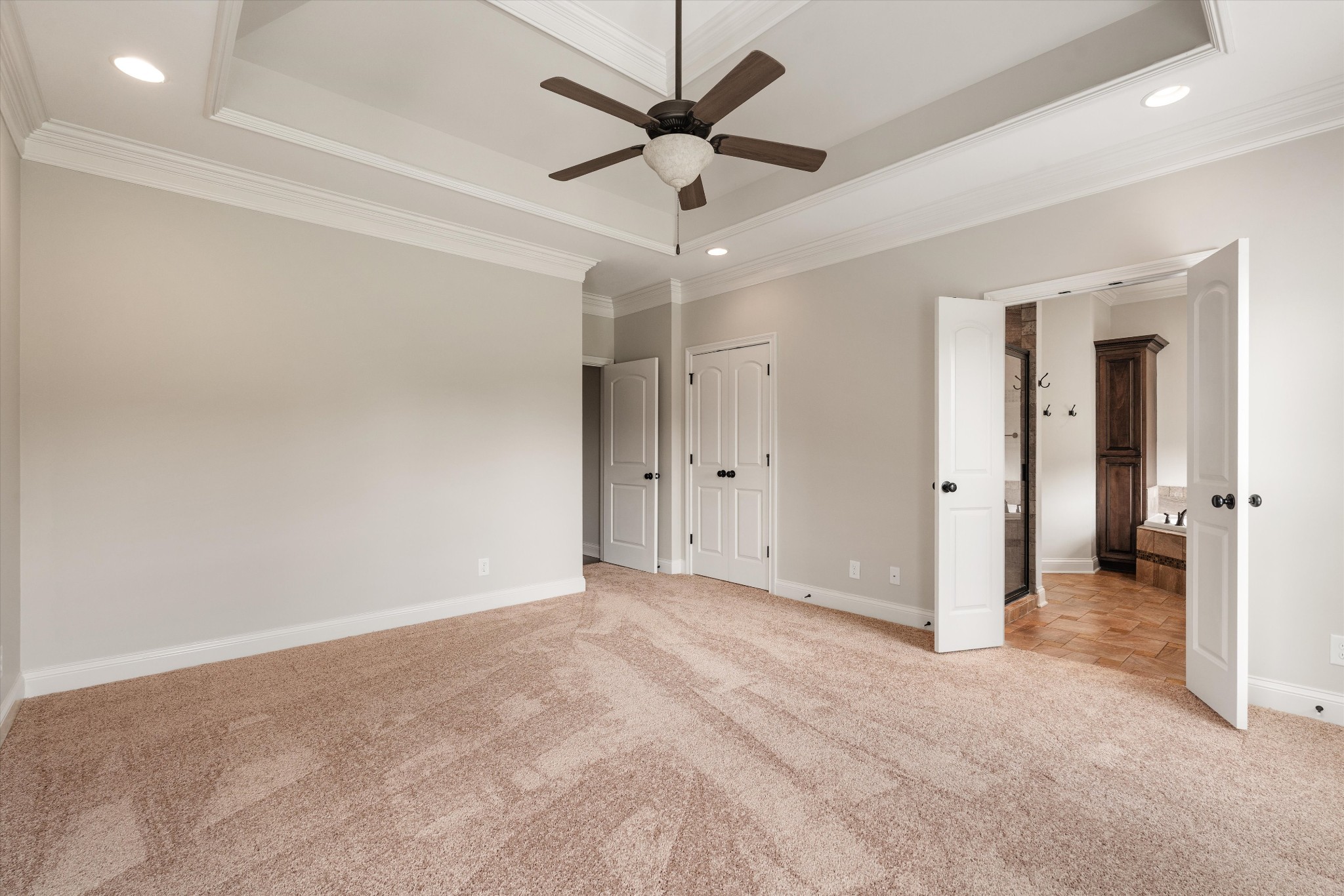 3134 Hidden Creek Dr