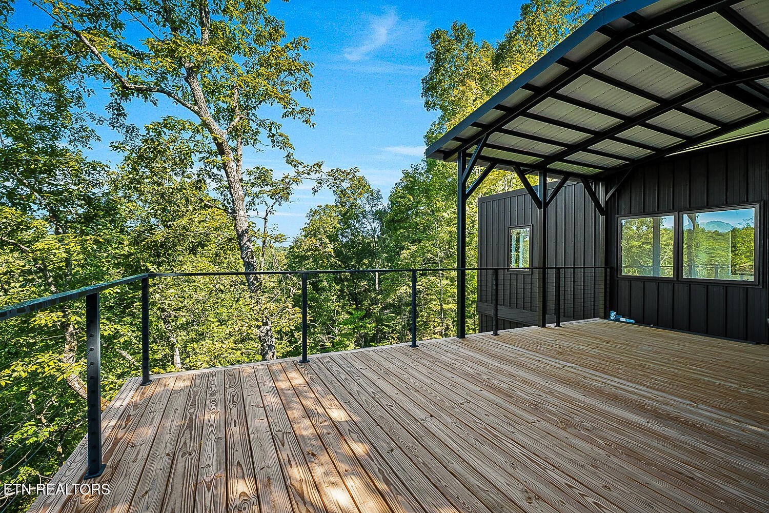 551 Soft Ridge Rd