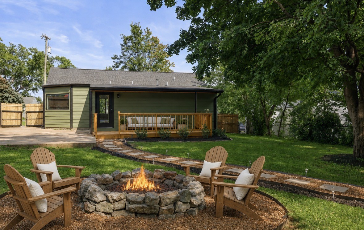 1402 Corder Dr