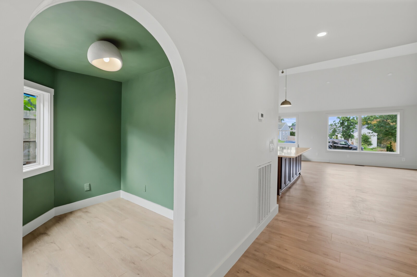 1402 Corder Dr