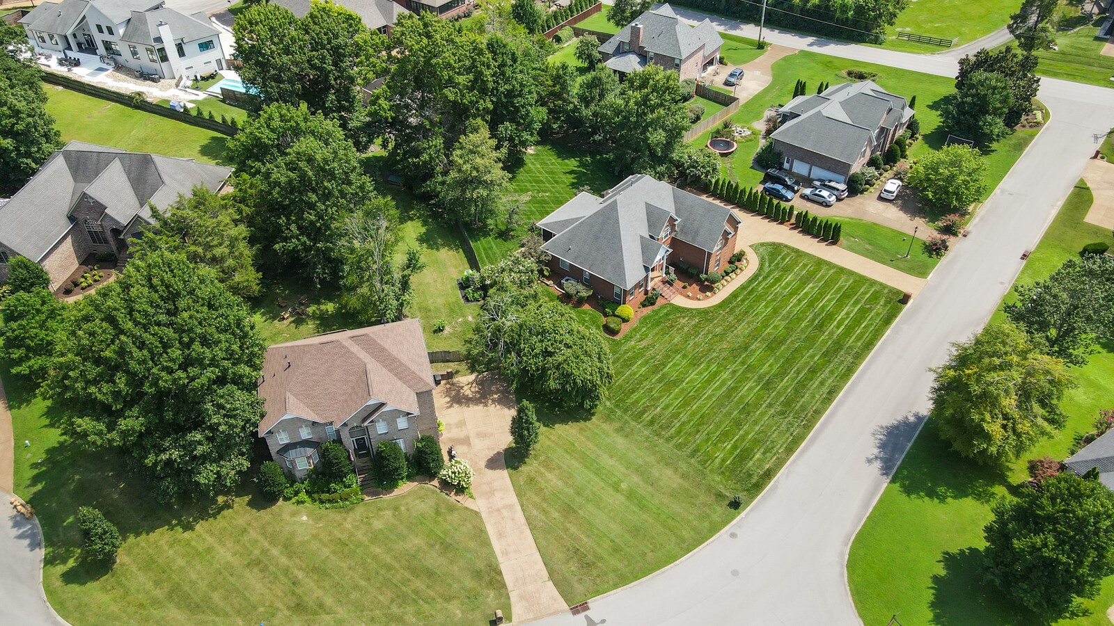 1005 Alcove Ct