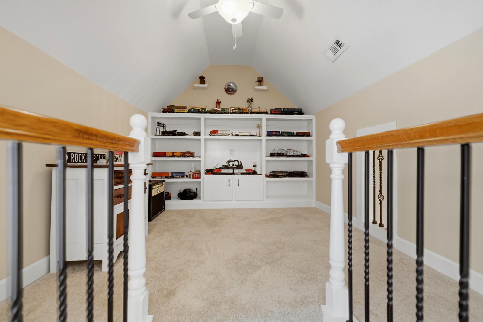 1005 Alcove Ct