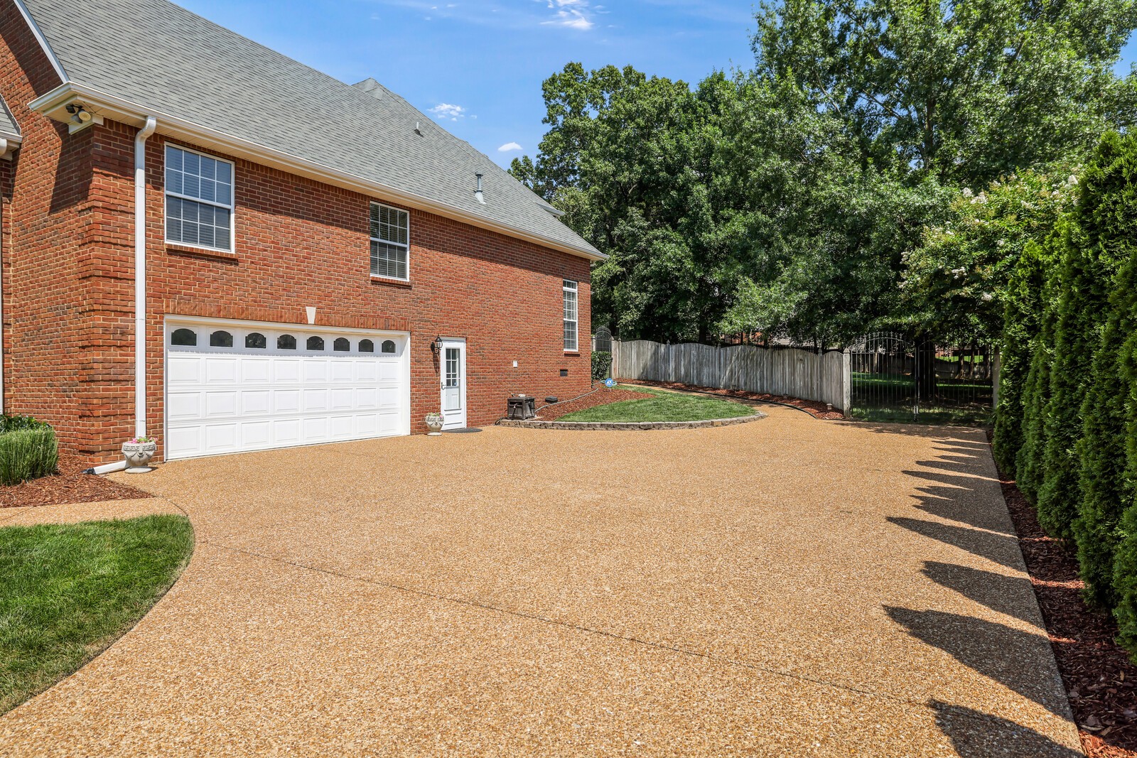 1005 Alcove Ct