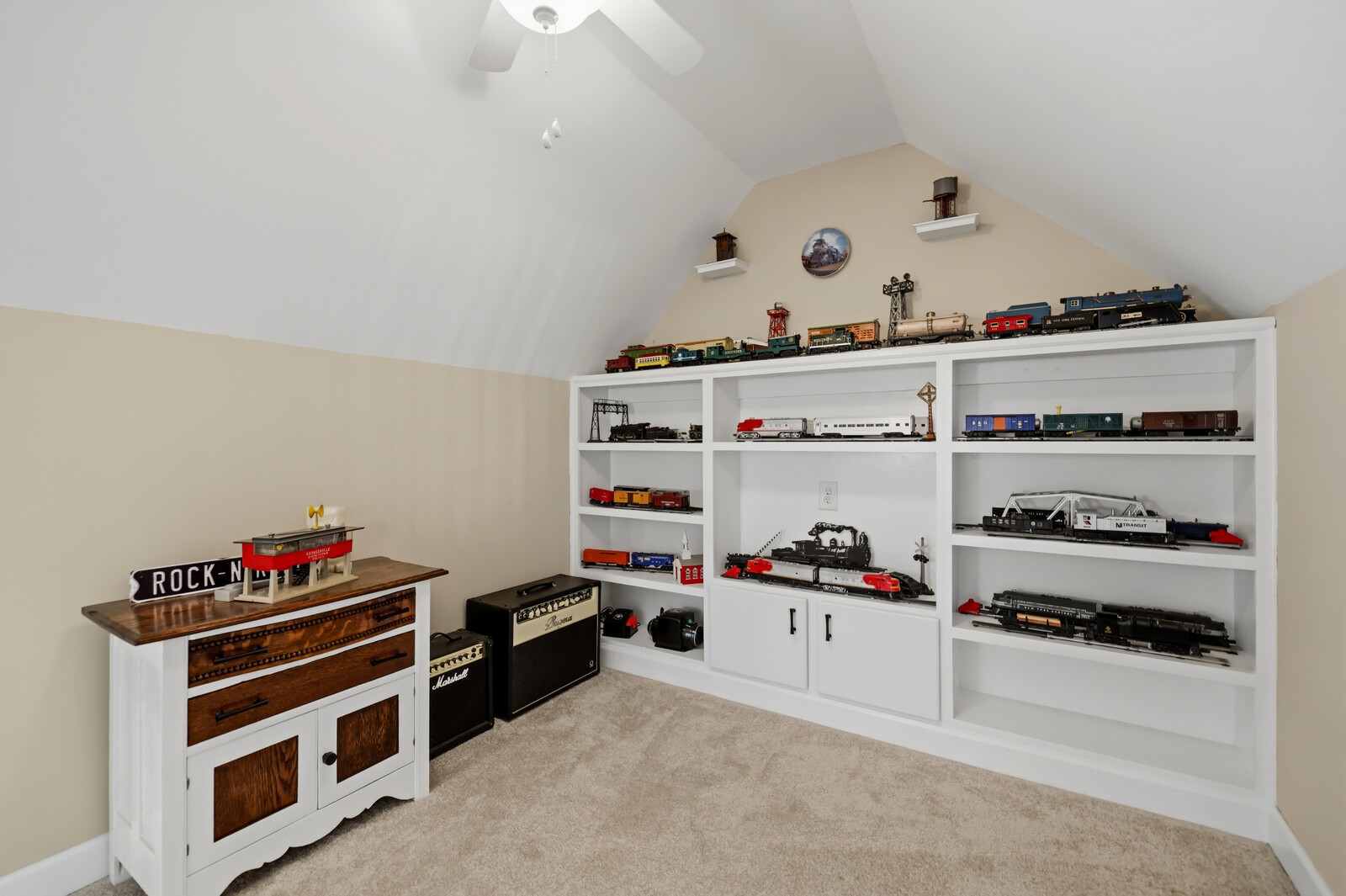 1005 Alcove Ct