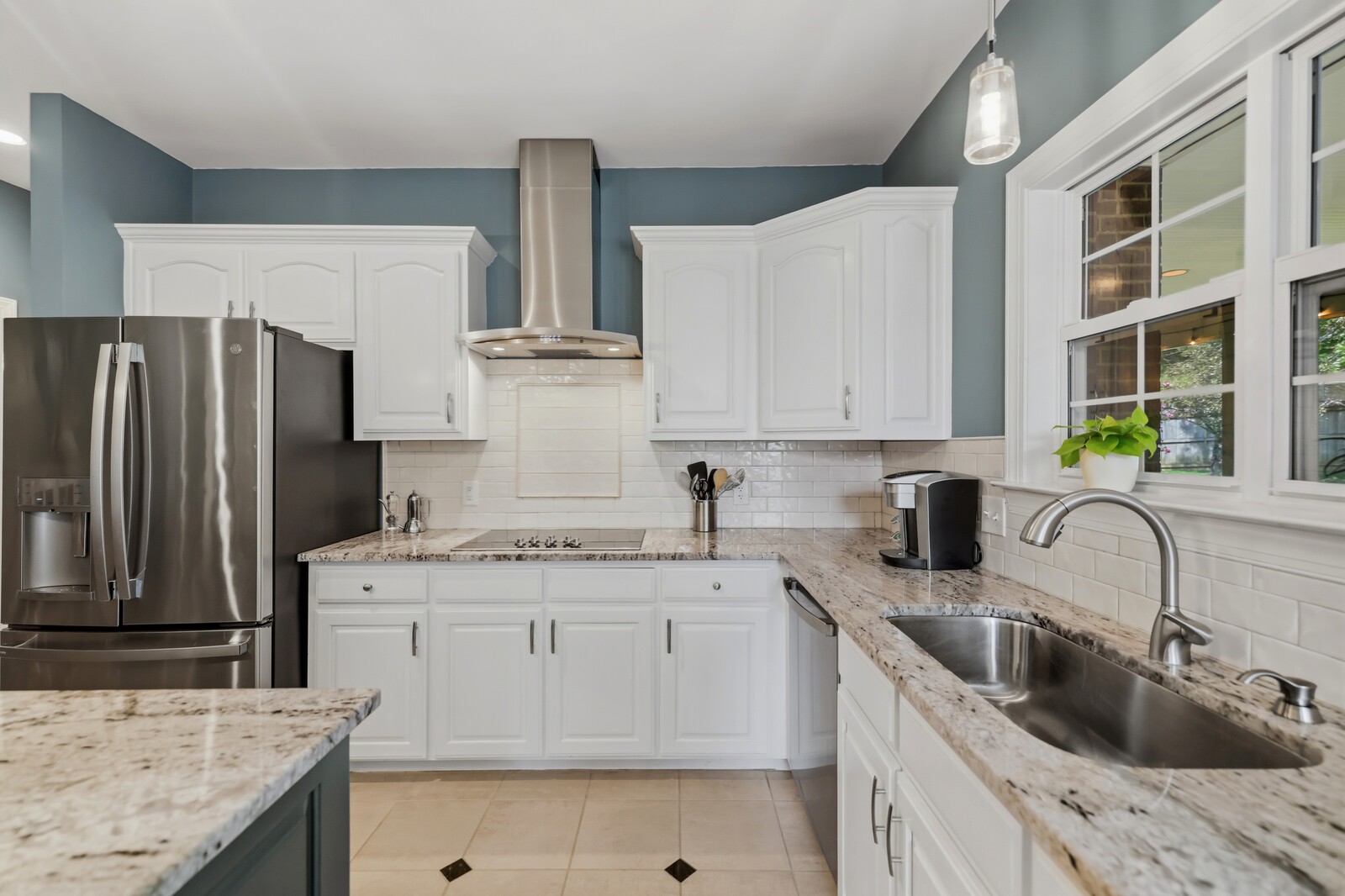 1005 Alcove Ct