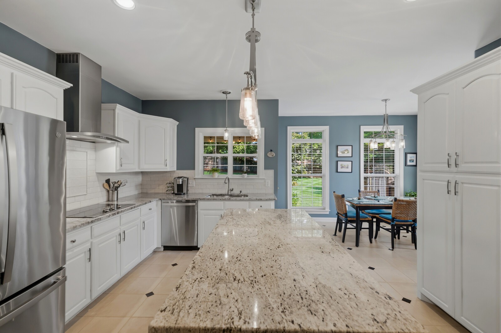 1005 Alcove Ct