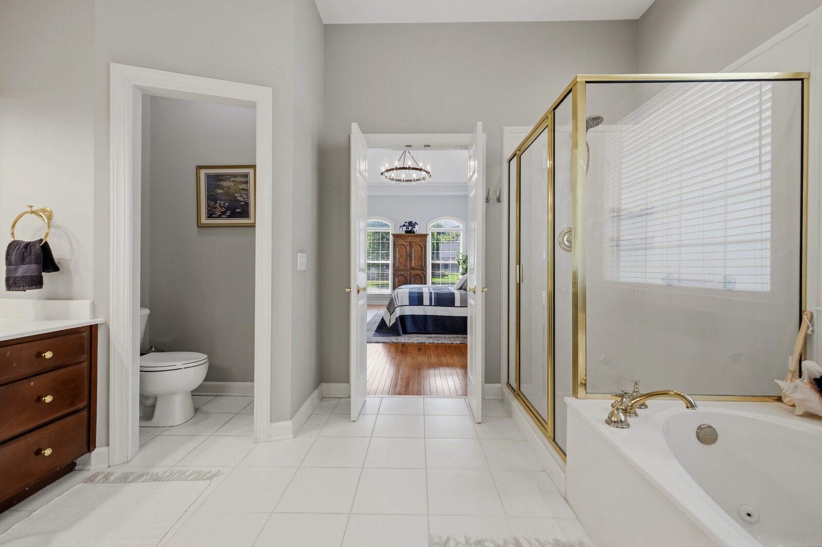 1005 Alcove Ct