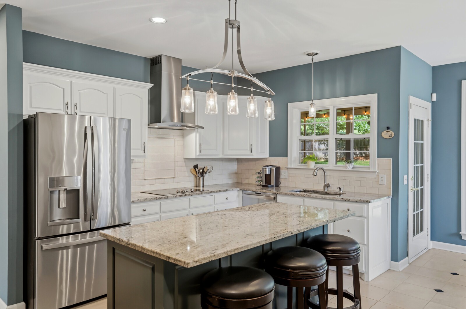 1005 Alcove Ct