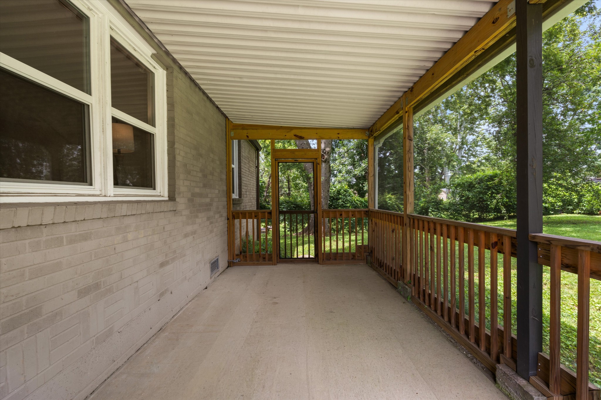 207 Theodore Rd