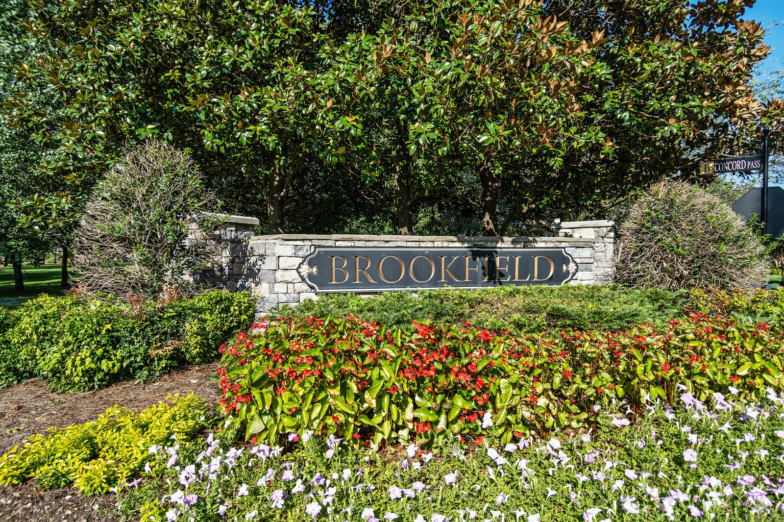 2020 Valley Brook Dr