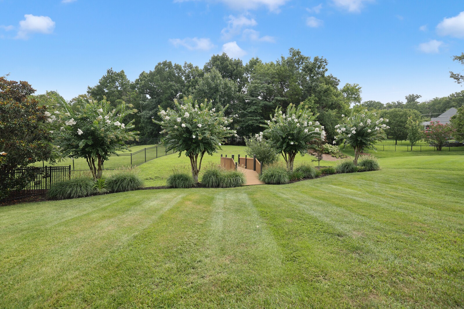 2020 Valley Brook Dr