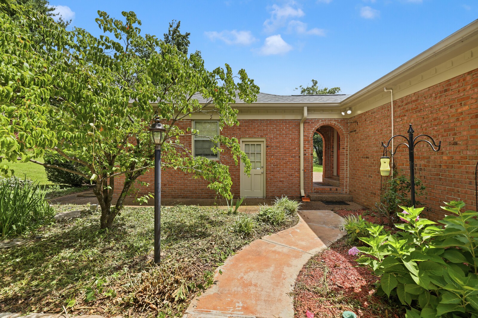 760 Dairy Ln