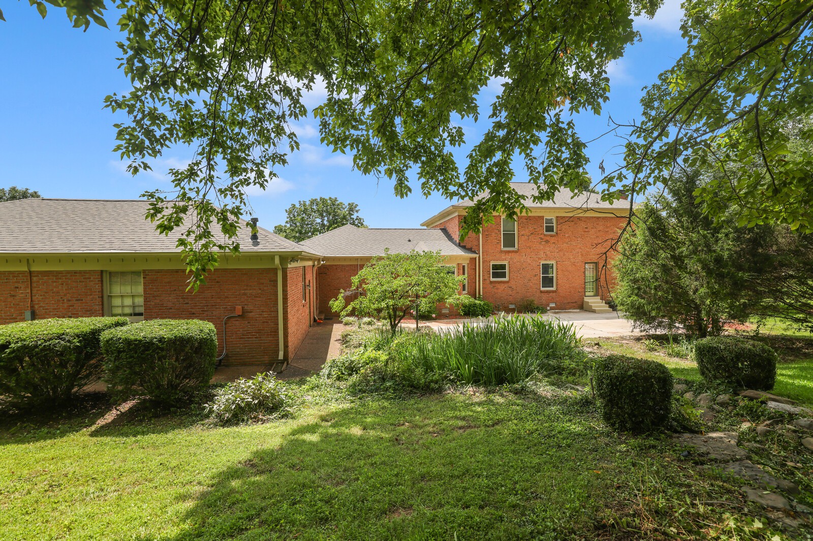760 Dairy Ln