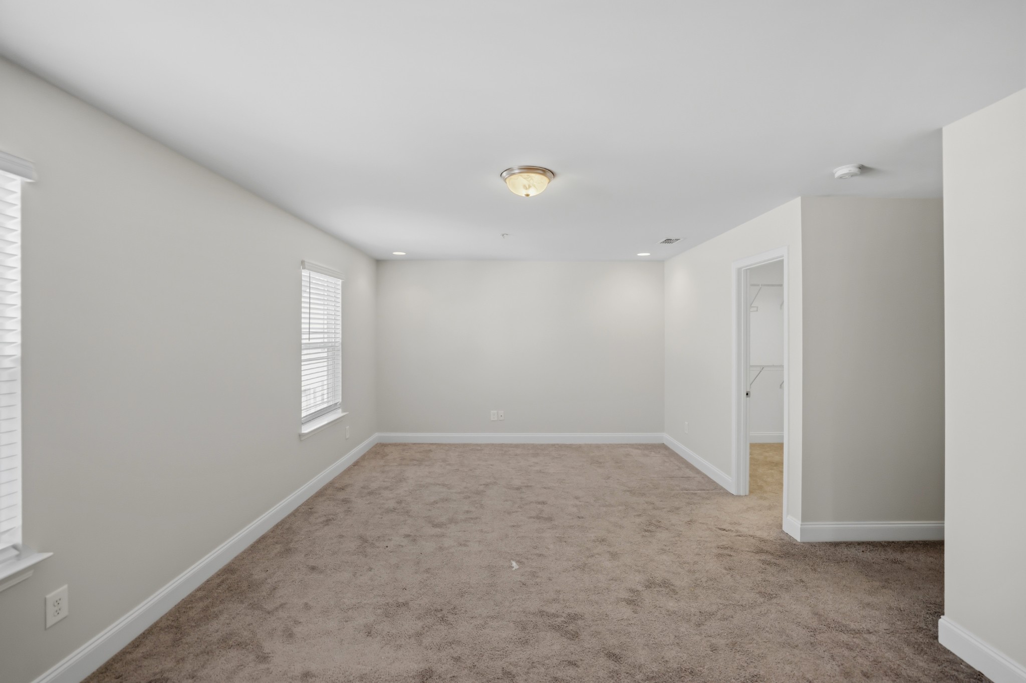 1610 Shadow Green Dr