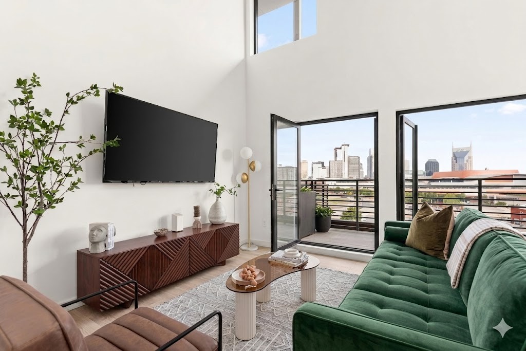 635 7th Ave, S Unit: 609