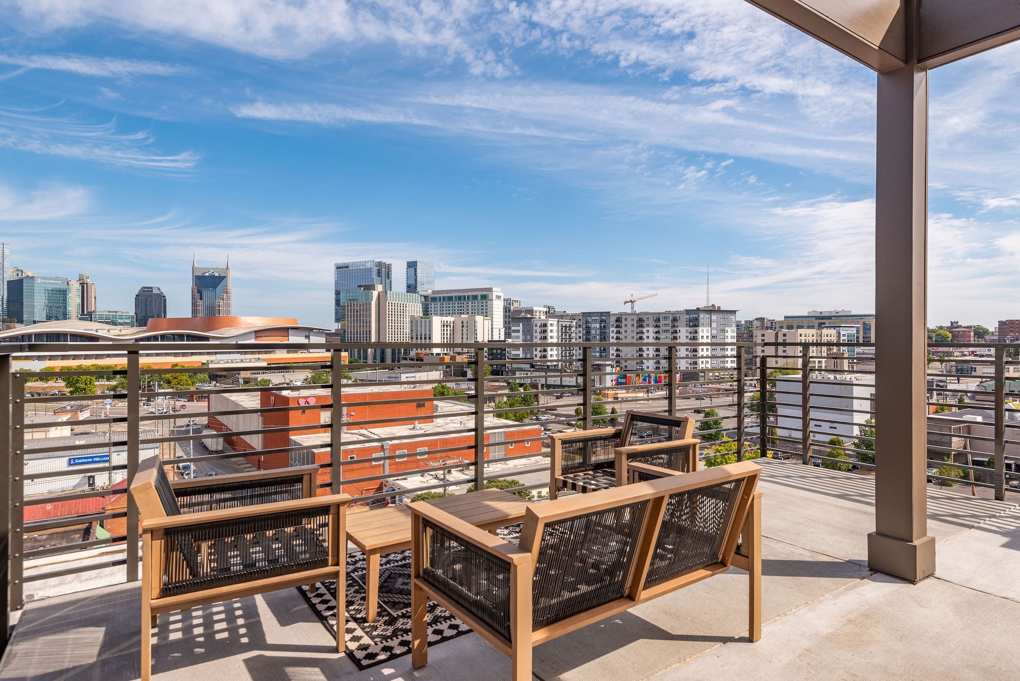 635 7th Ave, S Unit: 609