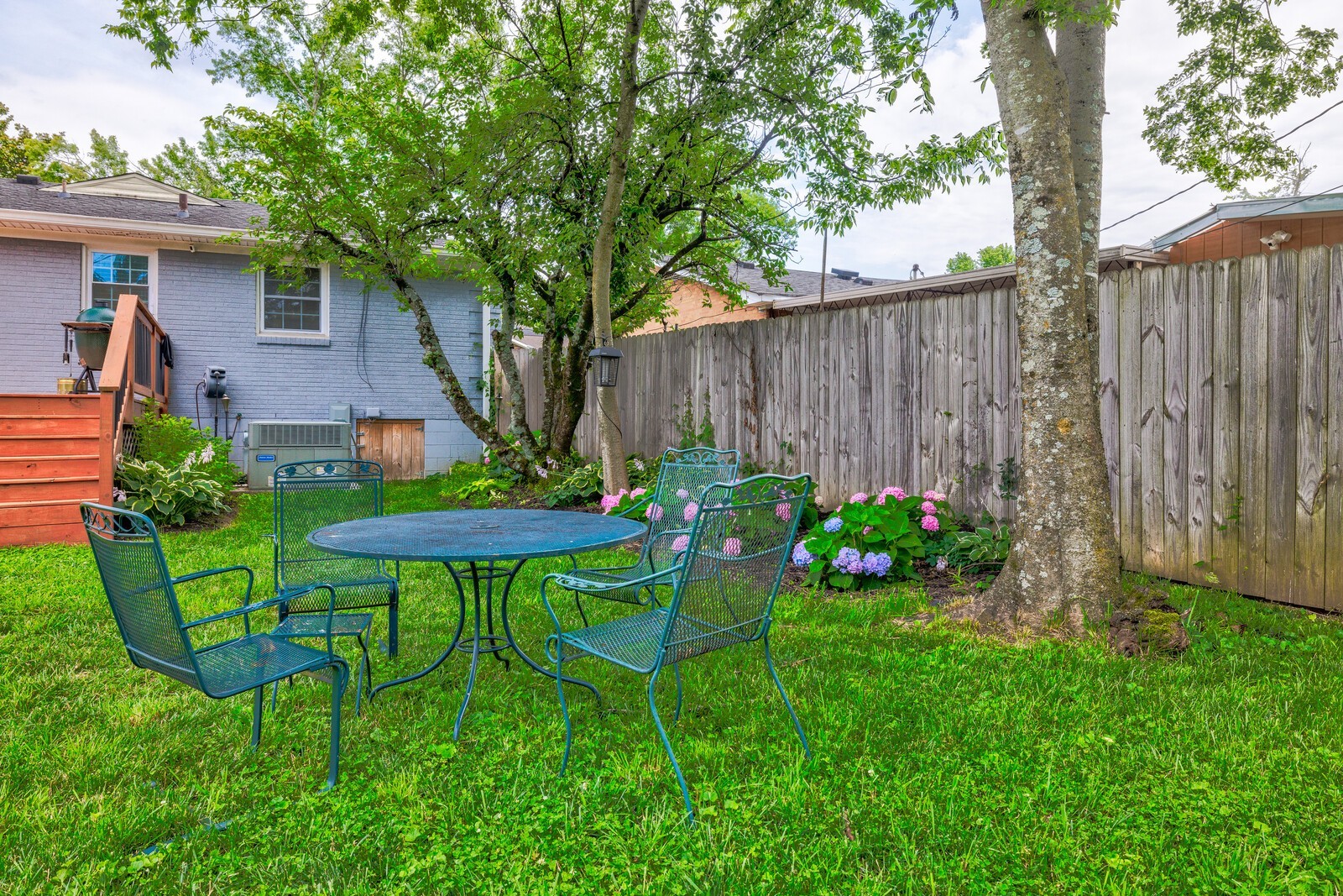 6502 Premier Dr