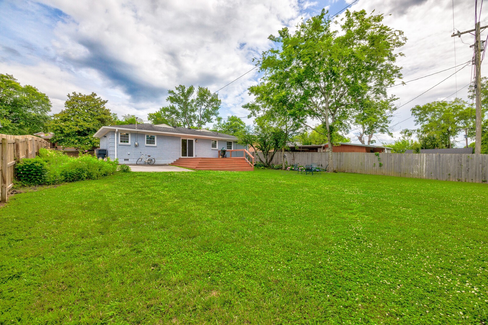 6502 Premier Dr