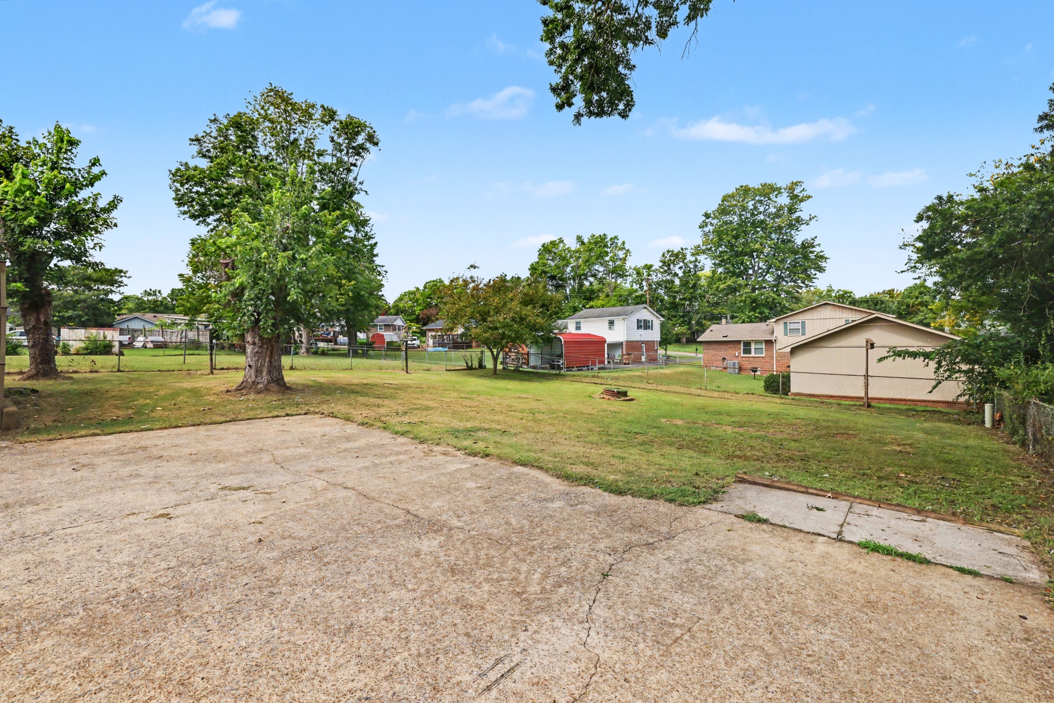 6656 Beacon Ln
