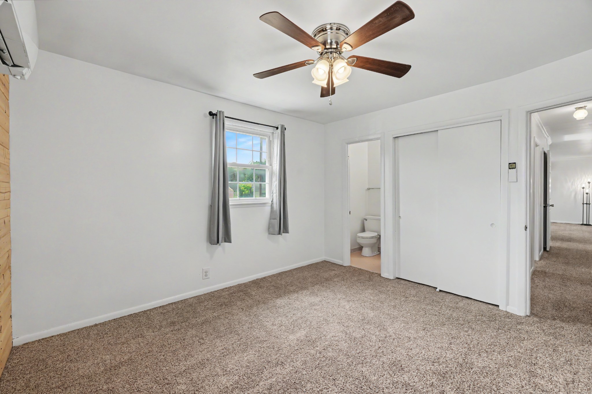 6656 Beacon Ln
