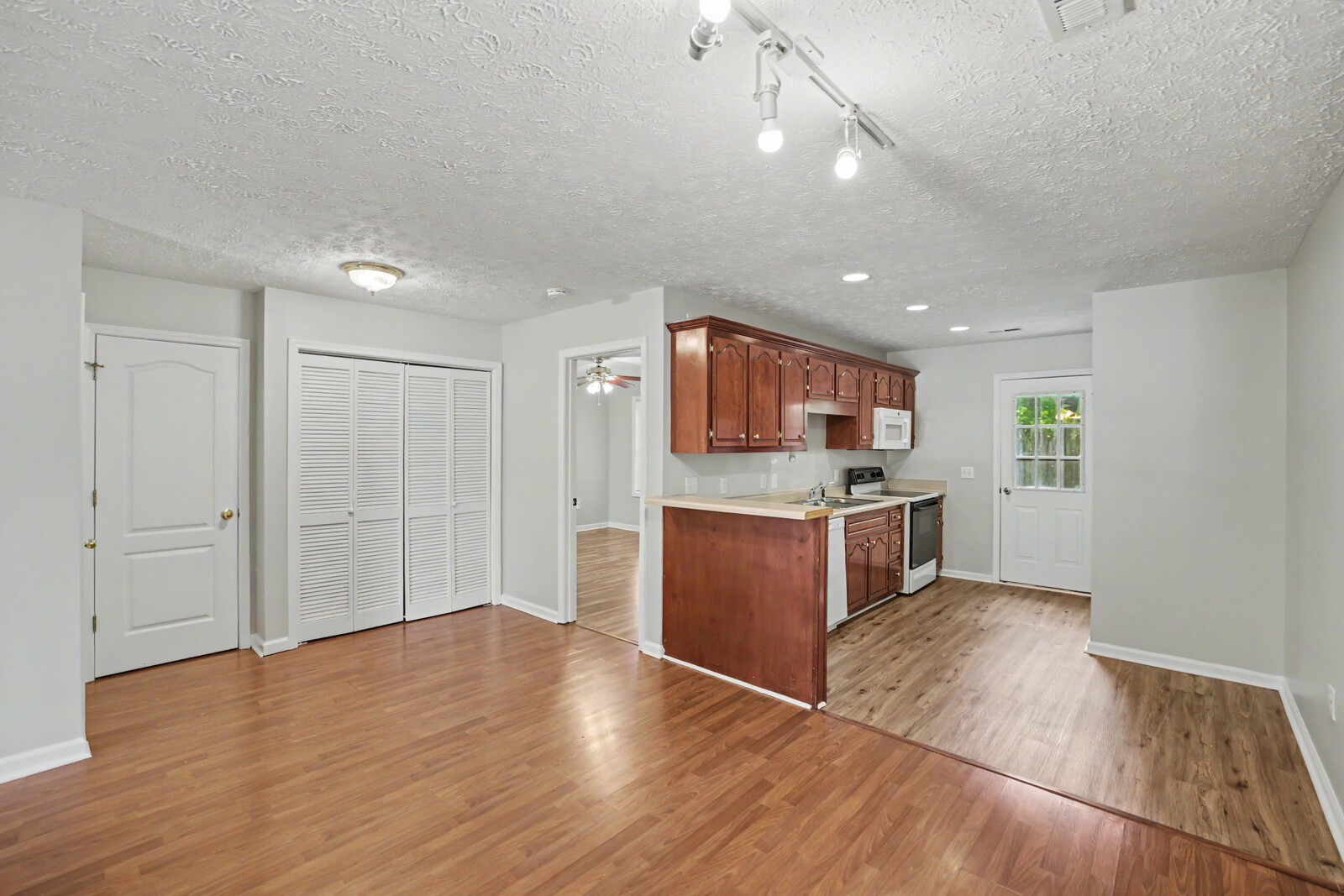 713 William Howard Pl