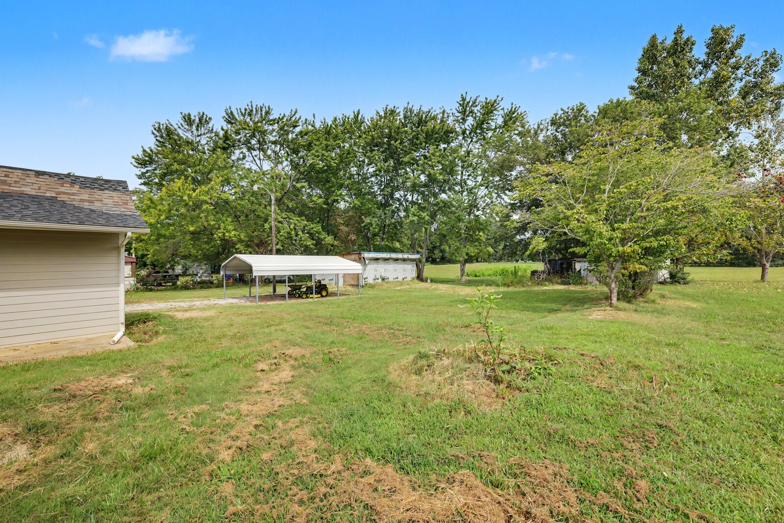 272 Clubbs Rd