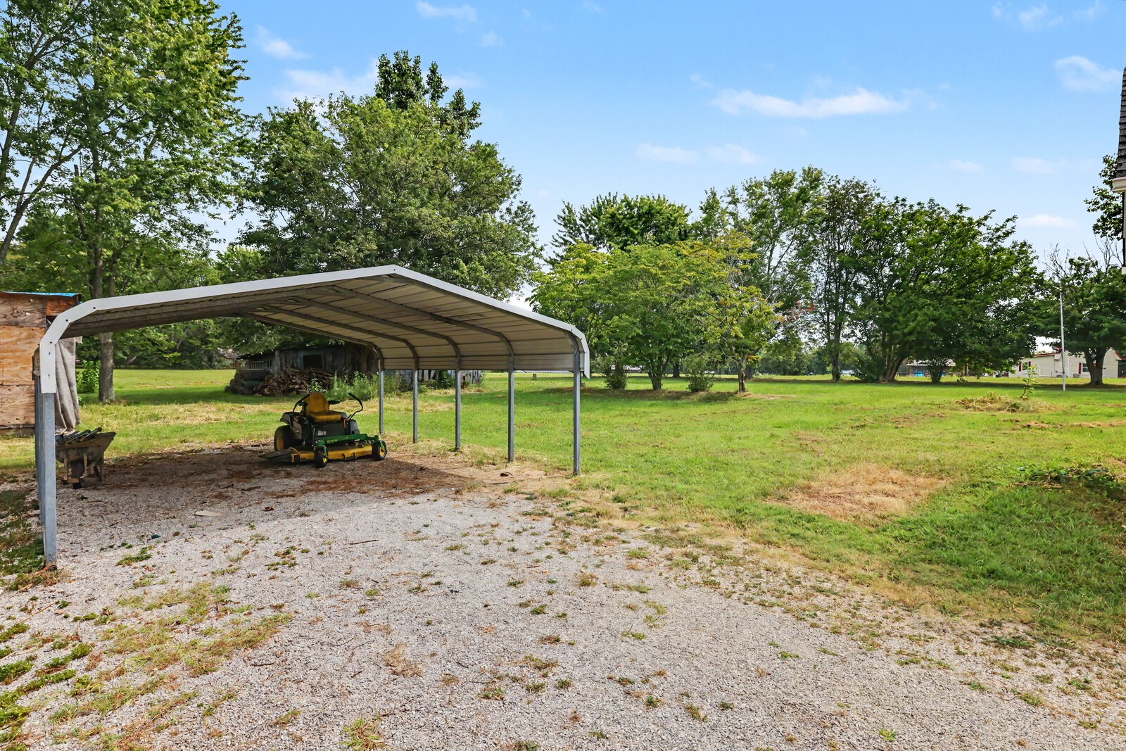 272 Clubbs Rd