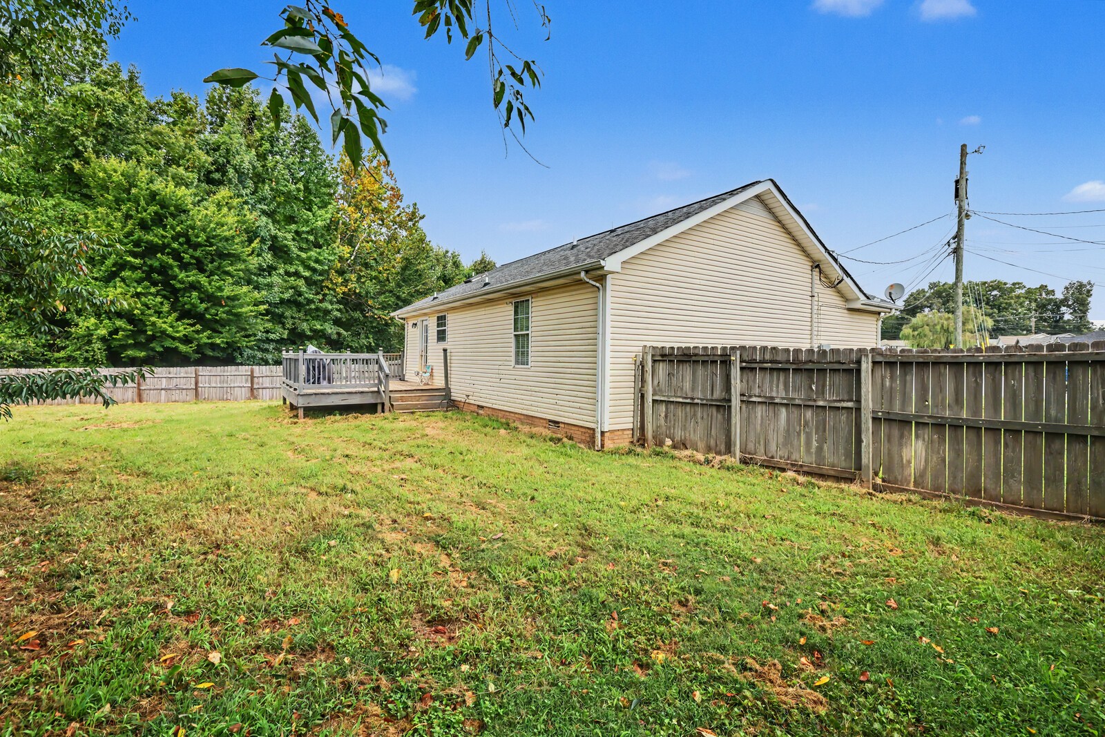 726 Donna Ct