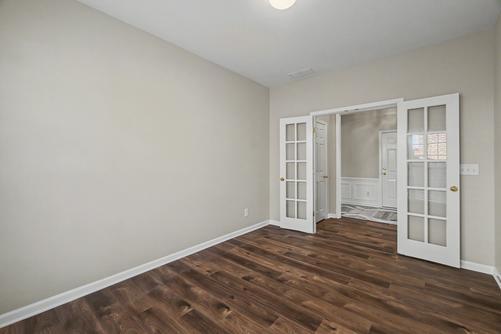 1504 Chestnut Springs Rd