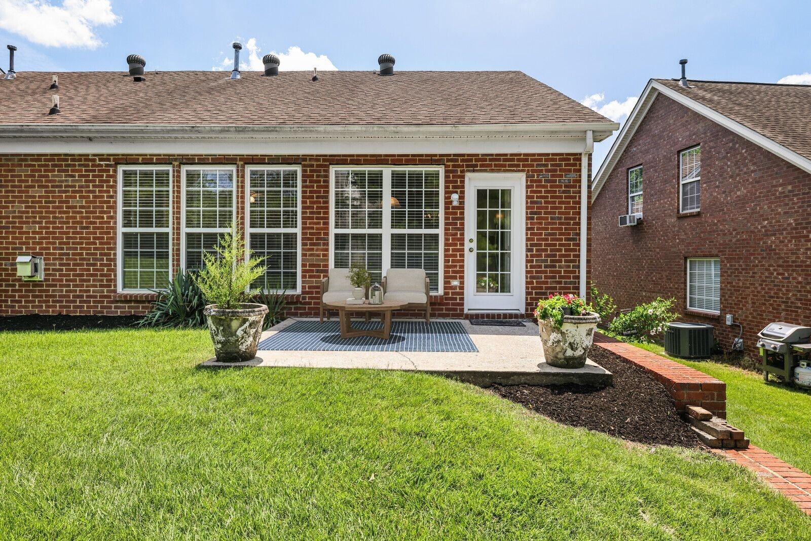 1504 Chestnut Springs Rd