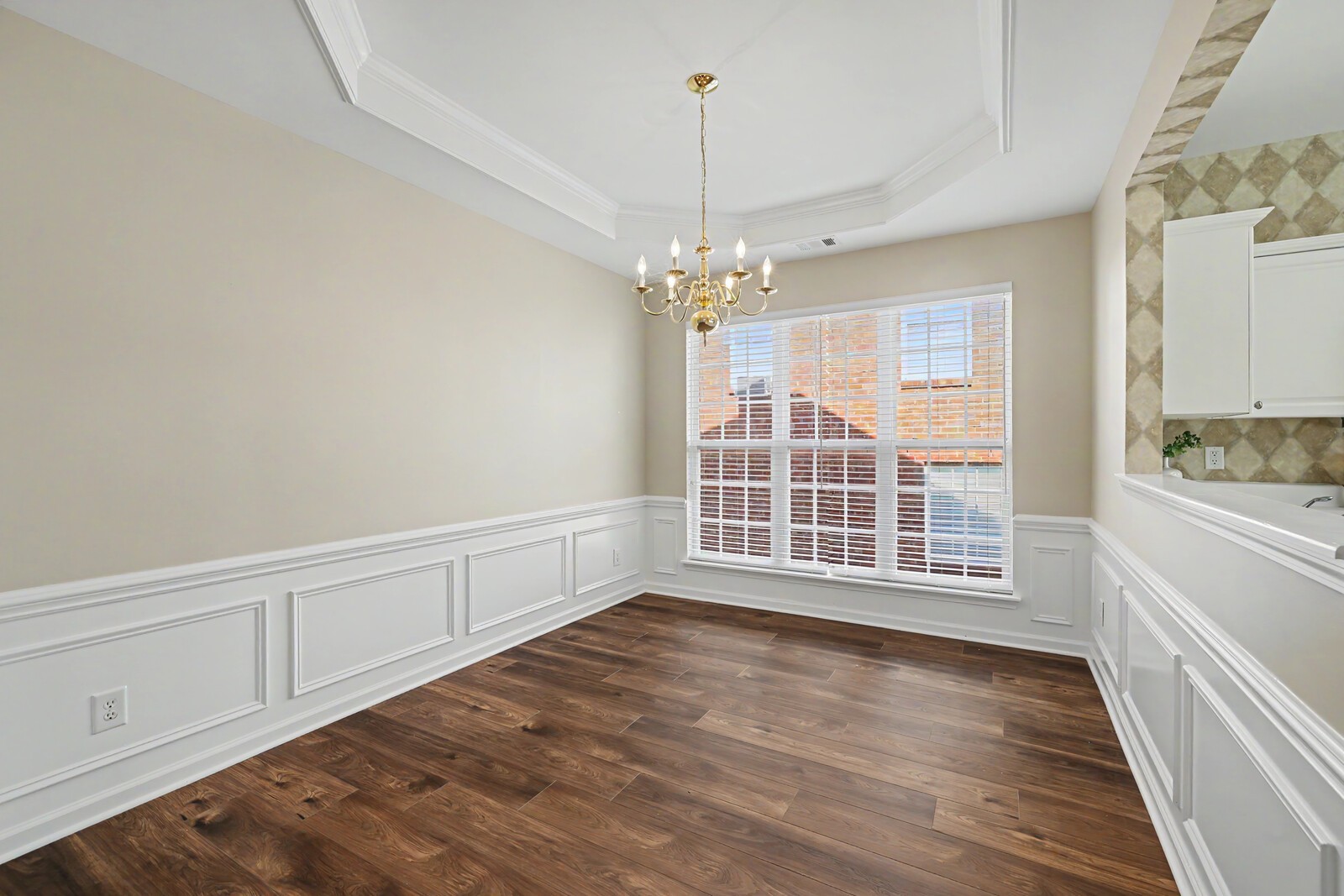 1504 Chestnut Springs Rd