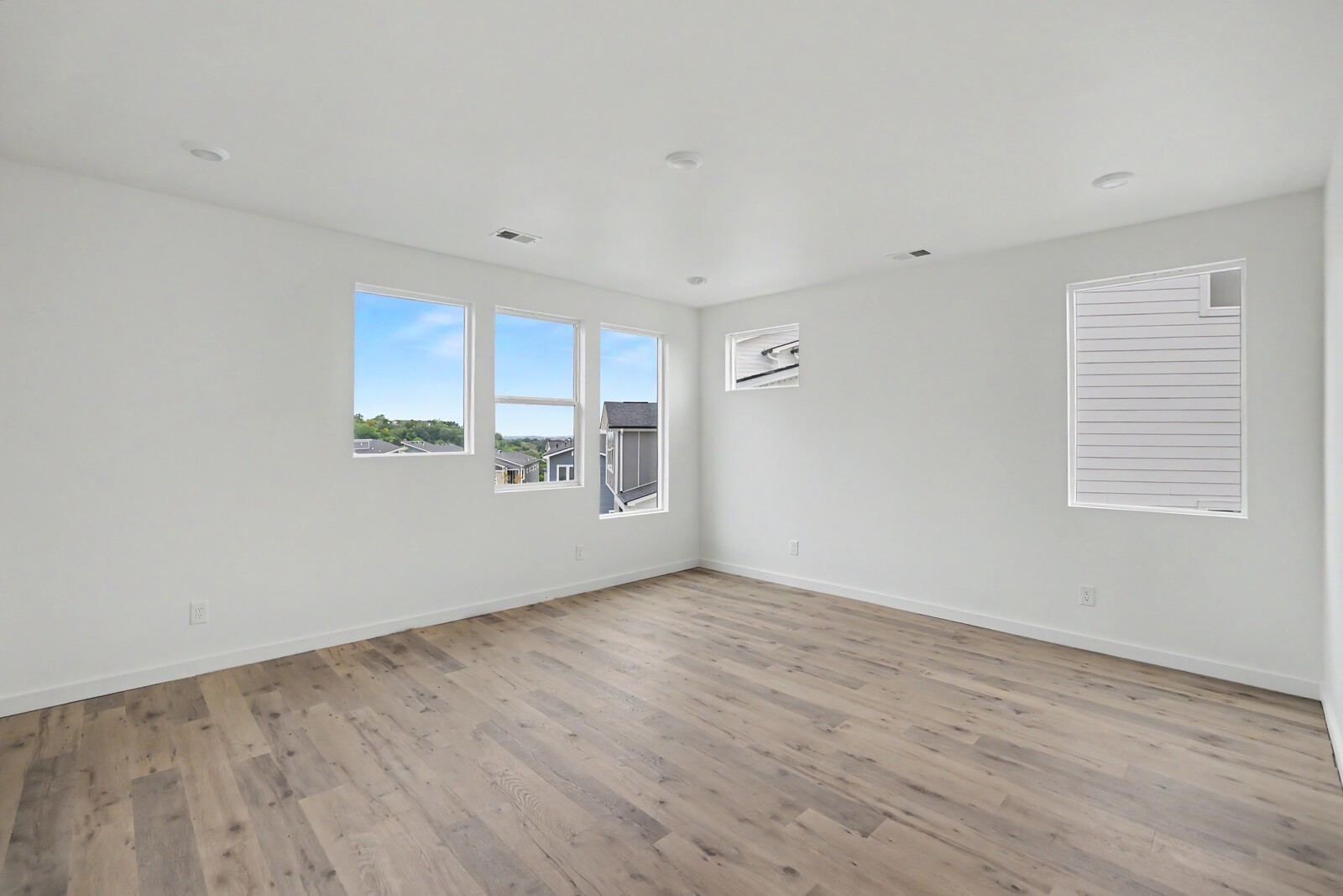 213 Walnutwood Lane