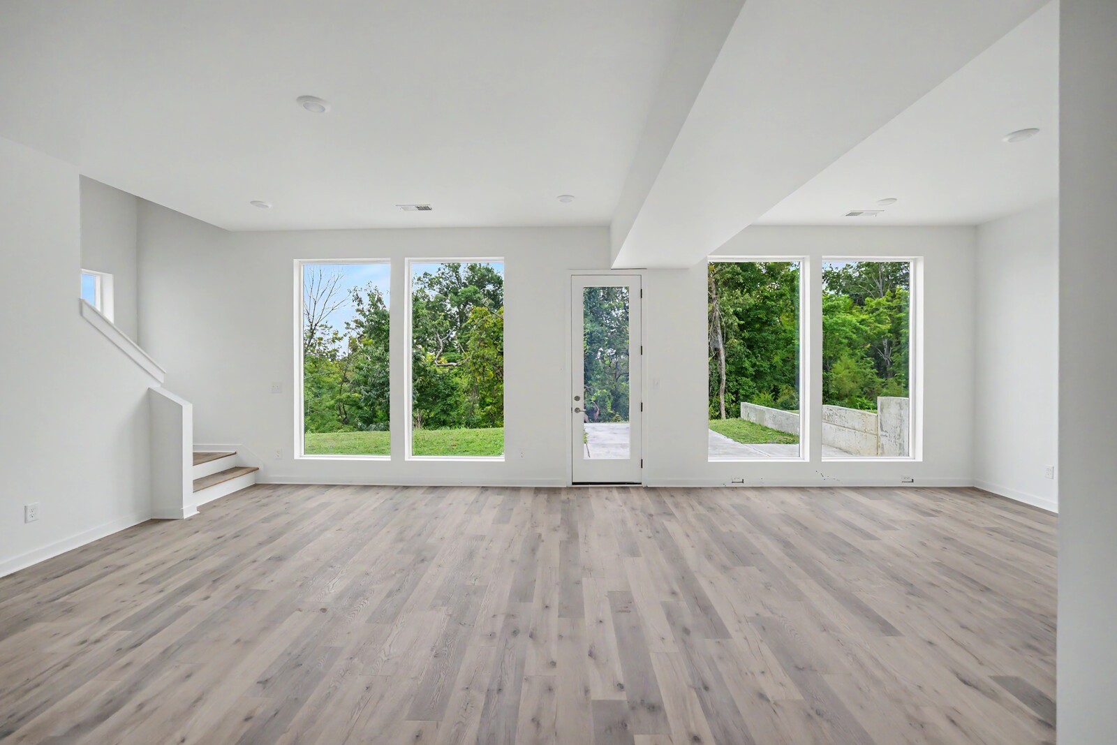 213 Walnutwood Lane
