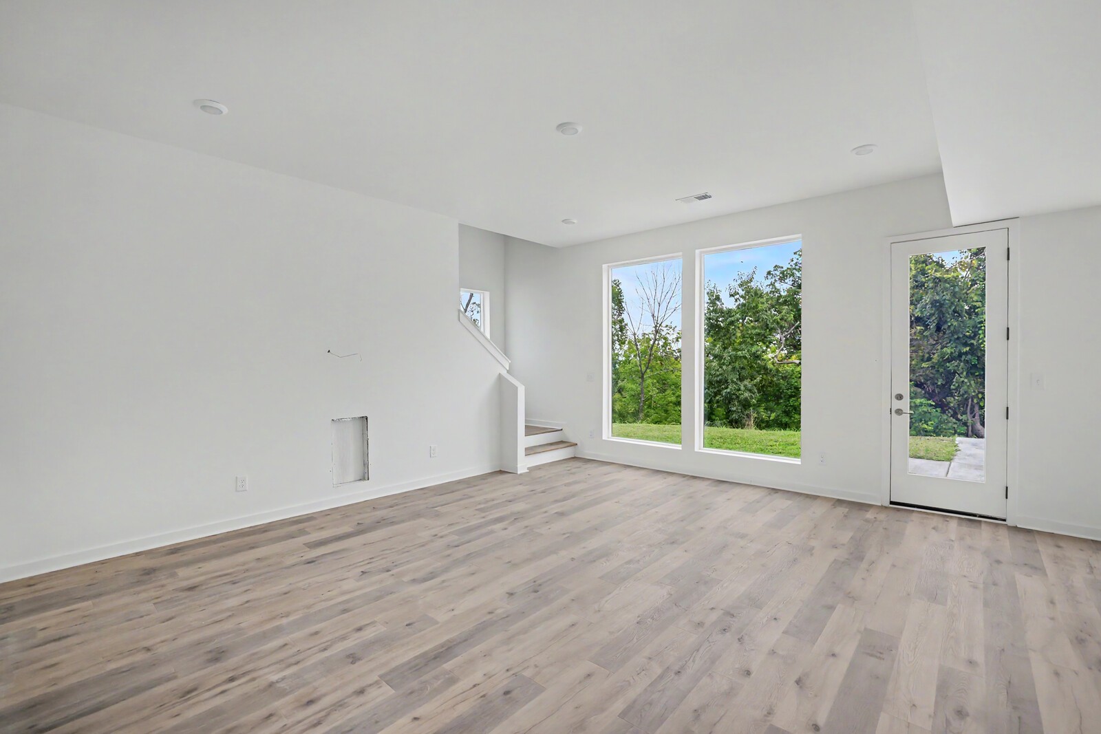 213 Walnutwood Lane