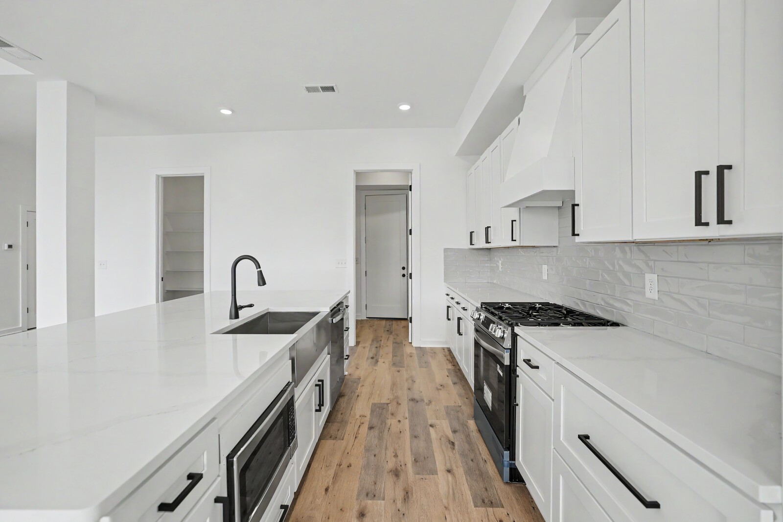 209 Walnutwood Lane