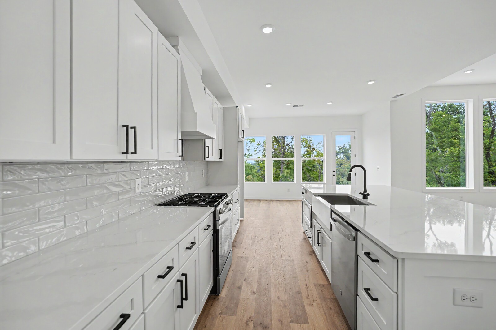 209 Walnutwood Lane