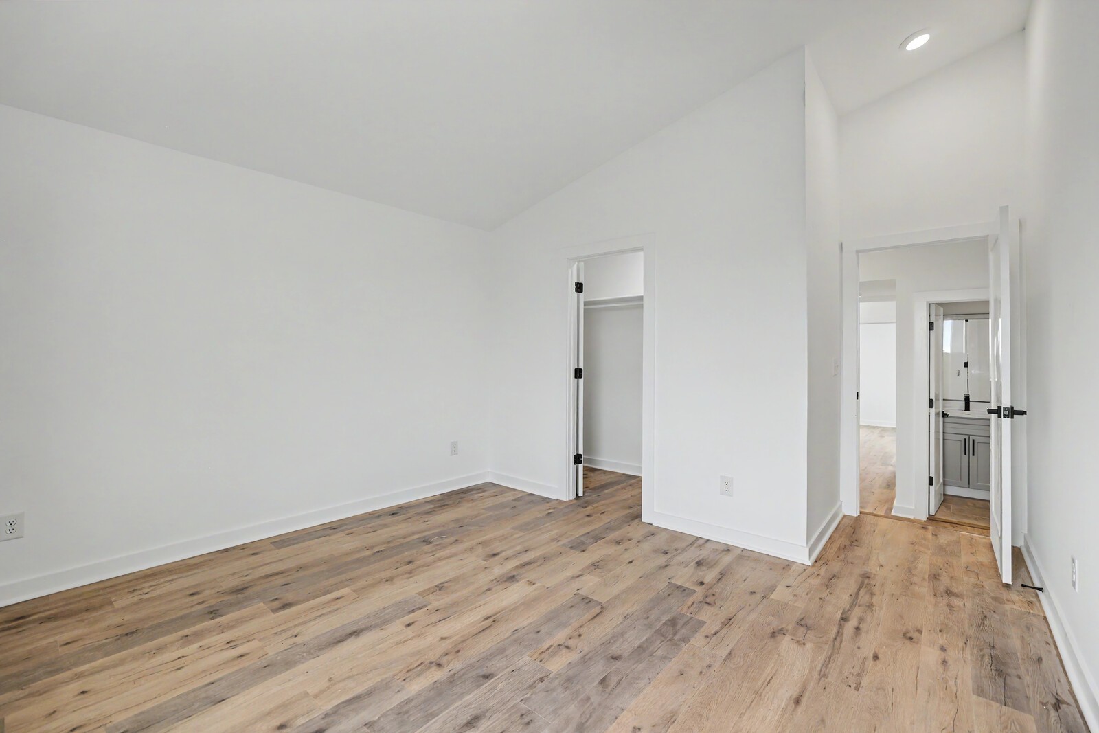209 Walnutwood Lane