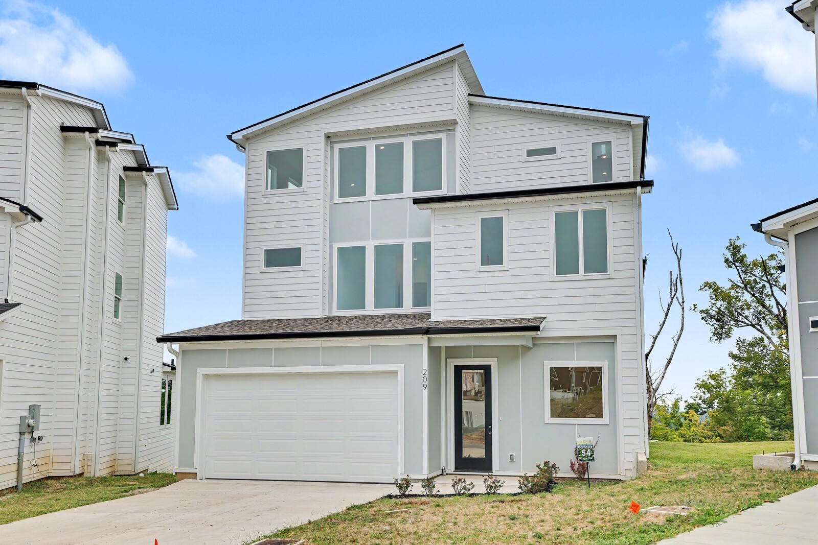 209 Walnutwood Lane