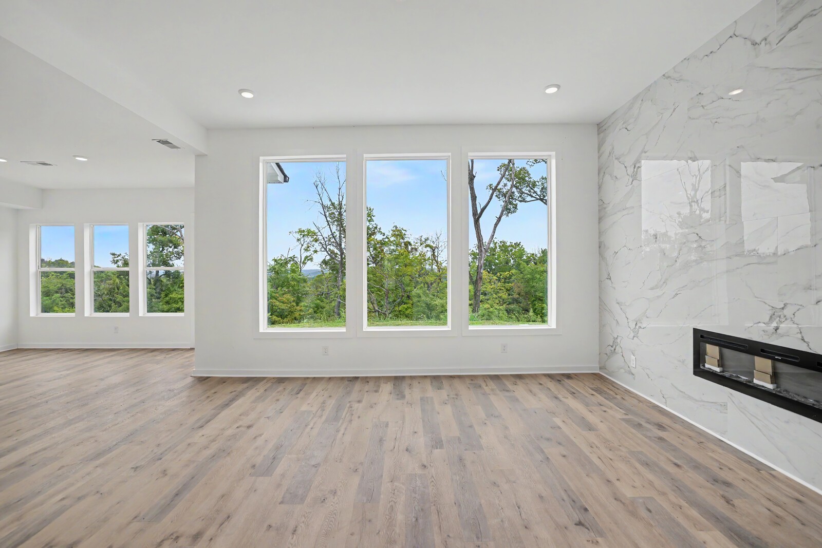 209 Walnutwood Lane