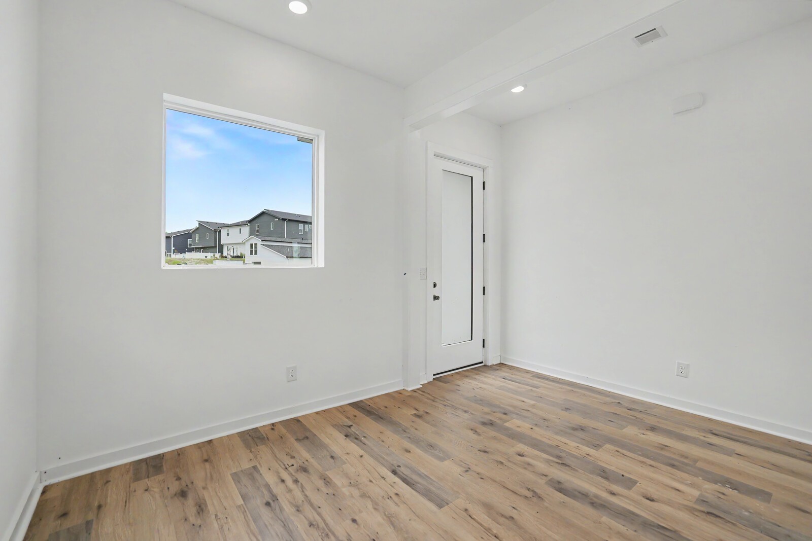 209 Walnutwood Lane
