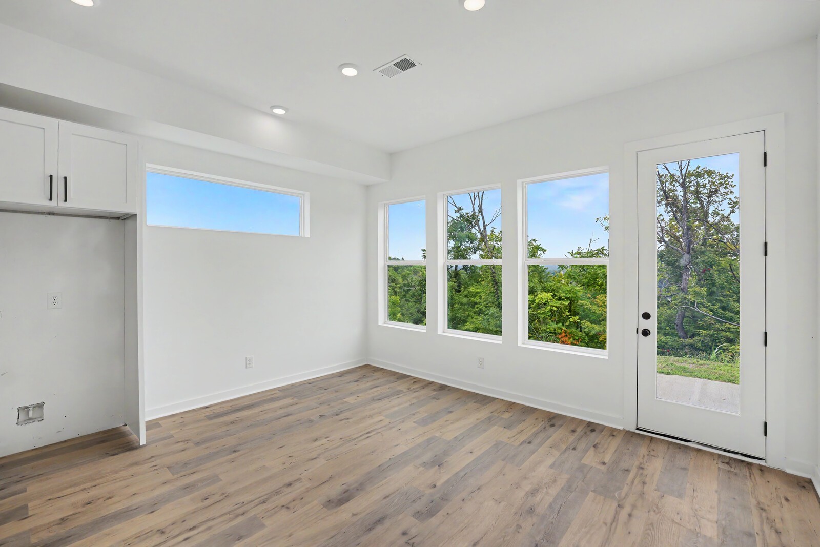 209 Walnutwood Lane